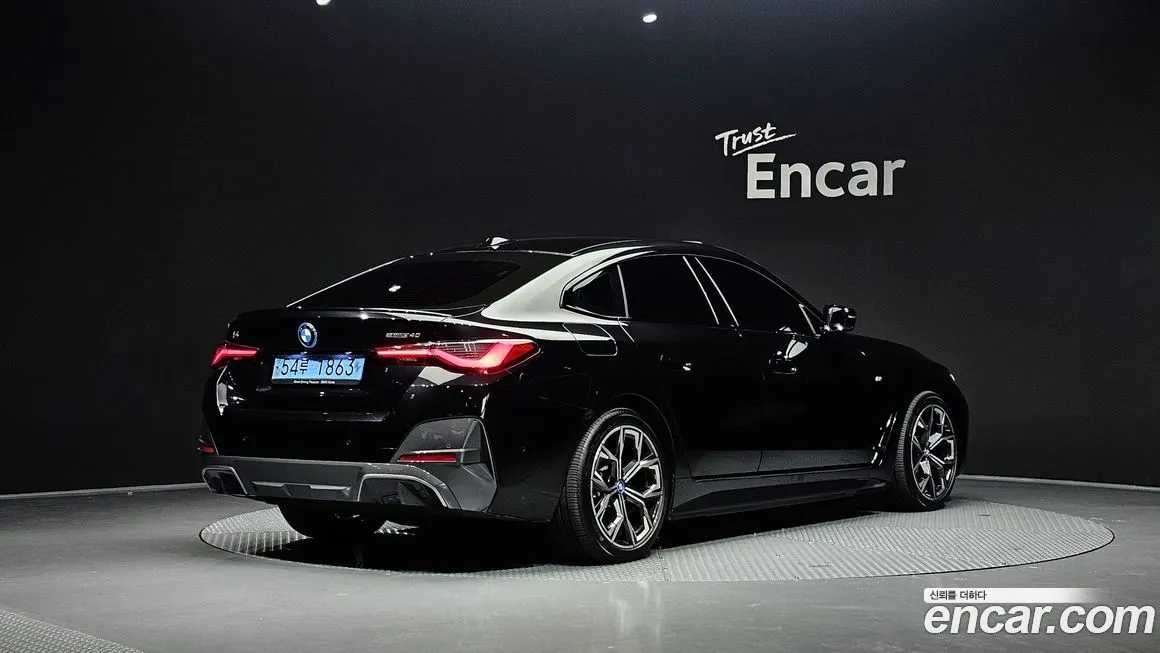 BMW i4 — фото 2