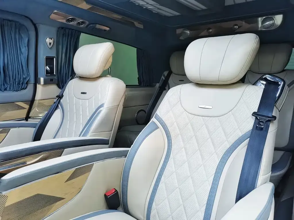 Mercedes-Benz V-Class 2022 из CN, фото 10