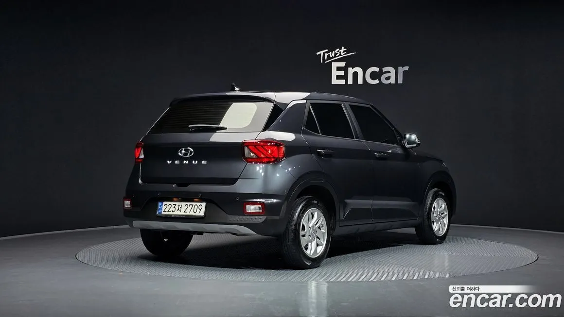 Hyundai Venue 2021 из KR, фото 2