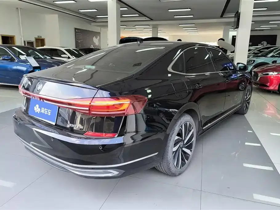 Volkswagen Passat 2022 из CN, фото 3