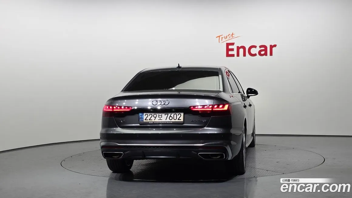 Audi A4 2021 из KR, фото 4