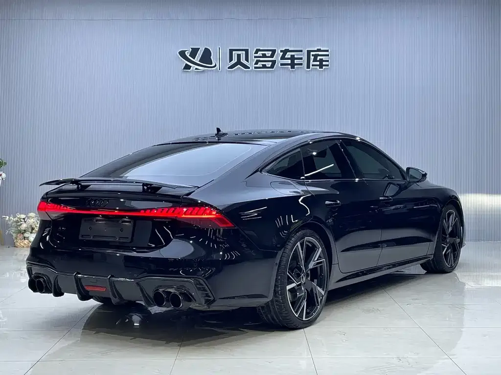 Audi A7 2023 из CN, фото 4