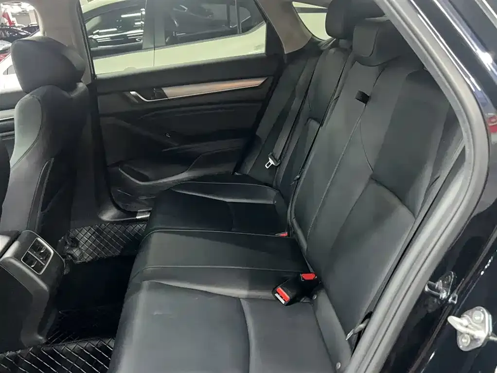 Honda Accord 2021 из CN, фото 8