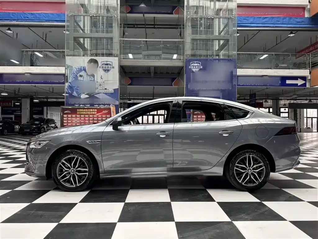 BYD Qin PLUS — фото 8