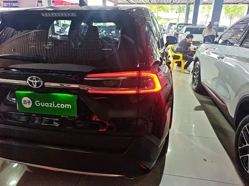 Toyota Wildlander 2021 из CN, фото 10