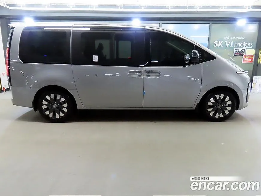 Hyundai Staria — фото 3
