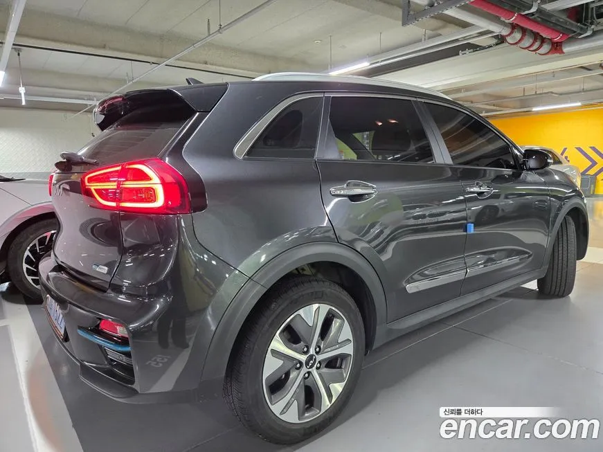 Kia Niro — фото 4