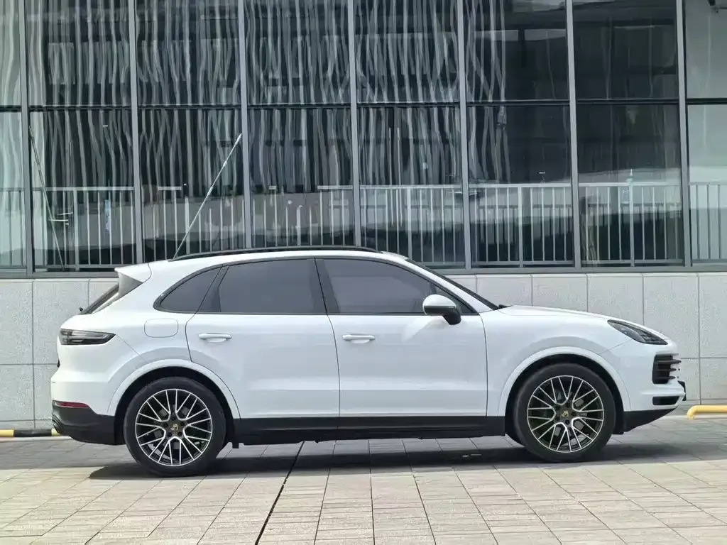 Porsche Cayenne 2023 из CN, фото 9