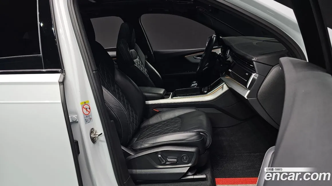 Audi Q7 2022 из KR, фото 10