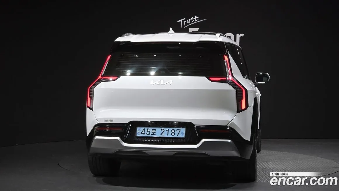 Kia EV9 2024 из KR, фото 4