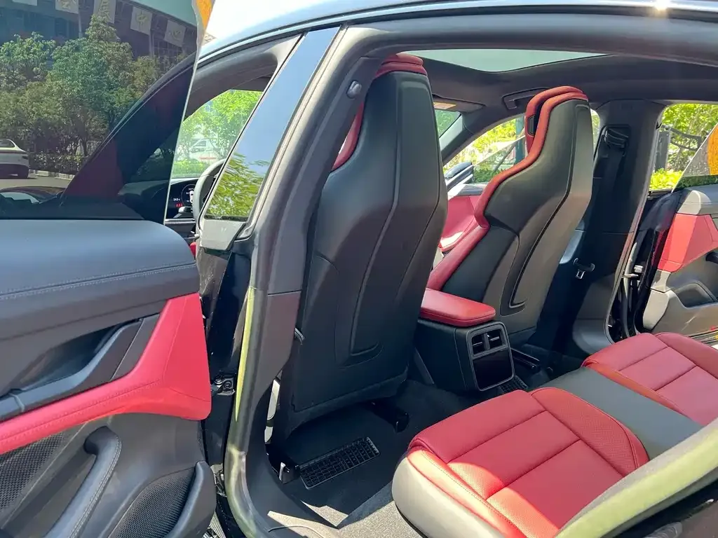 Porsche Taycan 2023 из CN, фото 9