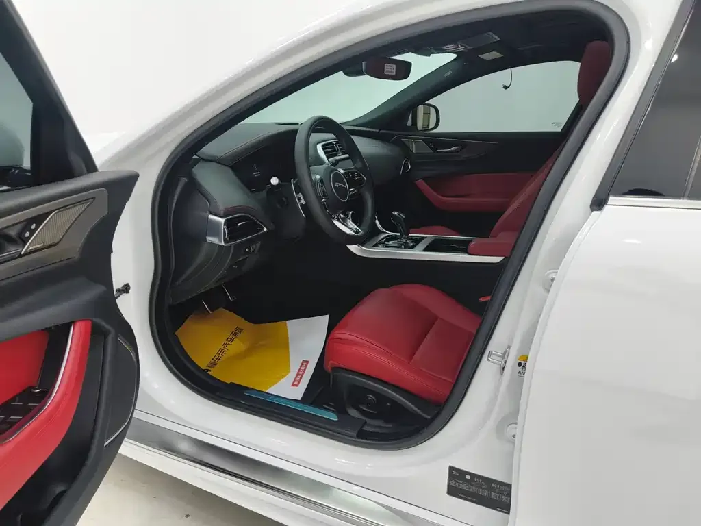 Jaguar XEL 2024 из CN, фото 7