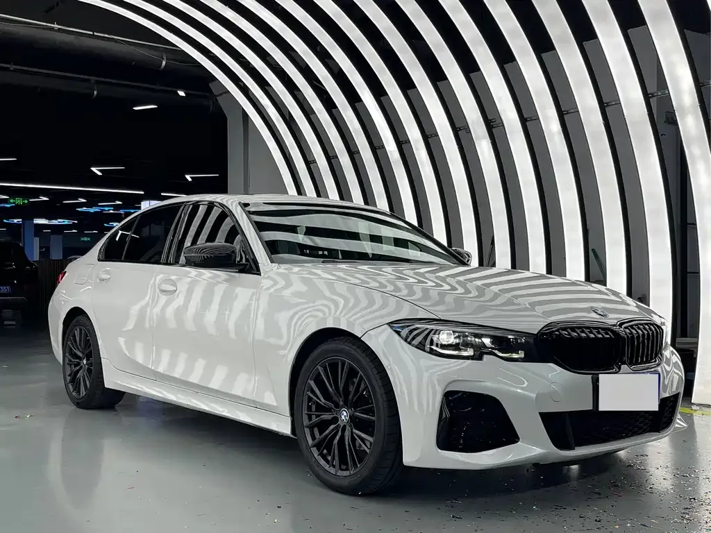 BMW 3 Series 2022 из CN, фото 3