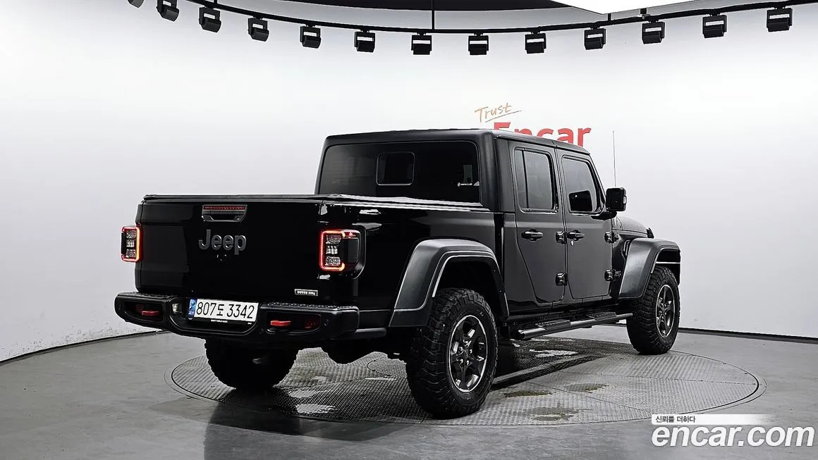 Jeep Gladiator — фото 2