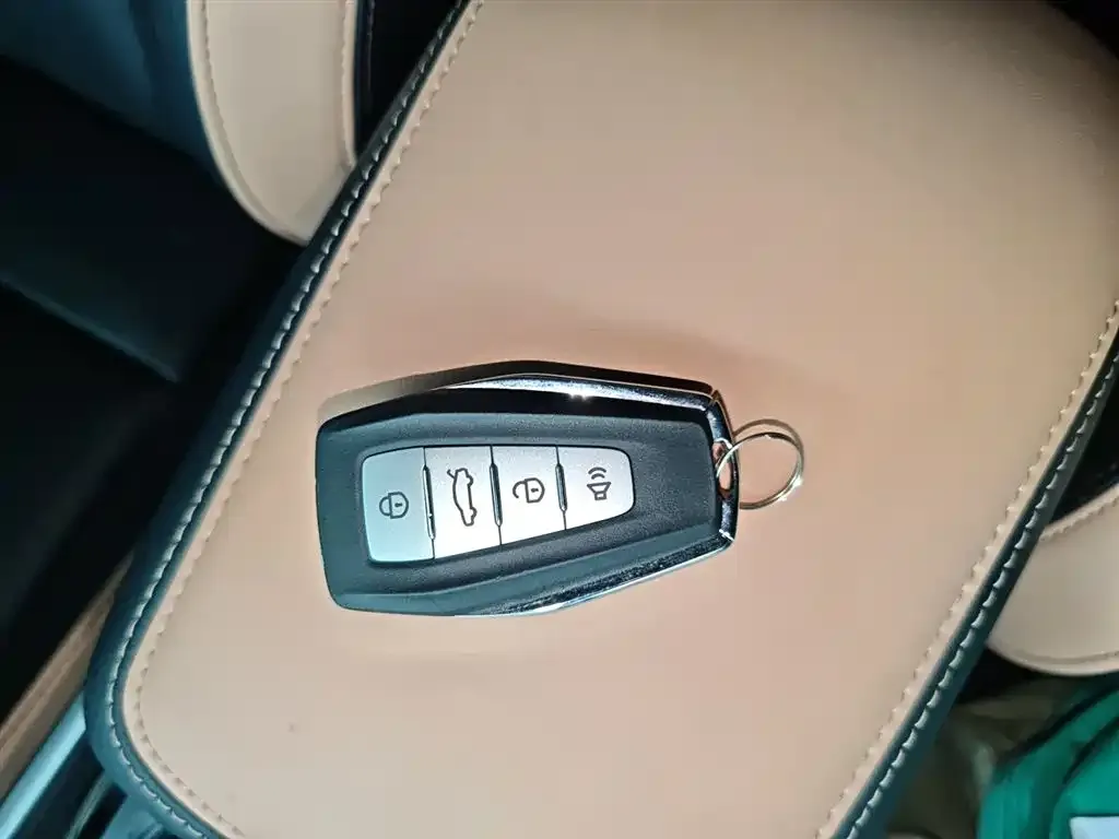 Geely Haoyue PRO 2024 из CN, фото 9