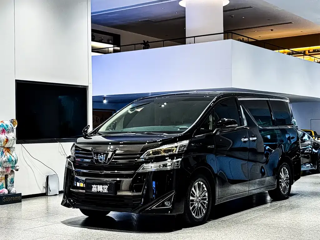 Toyota Vellfire 2023 из CN, фото 1