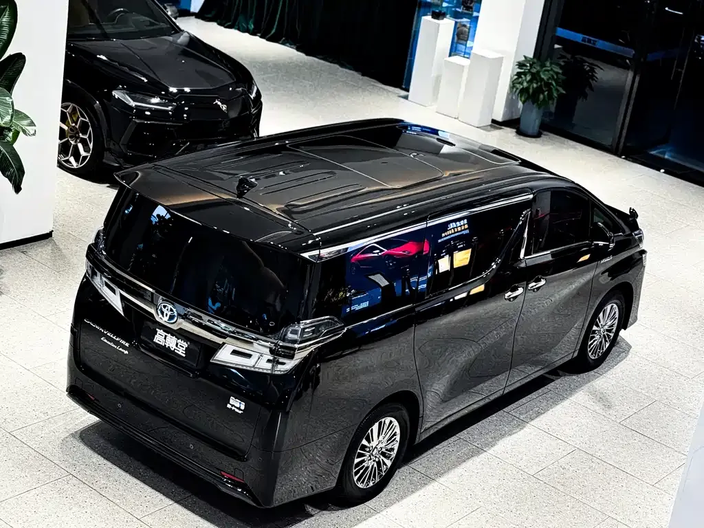 Toyota Vellfire 2023 из CN, фото 4