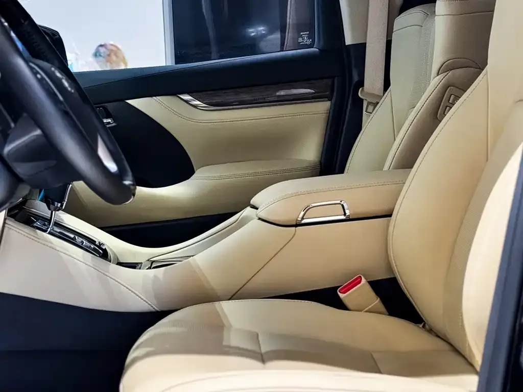 Toyota Vellfire 2023 из CN, фото 8