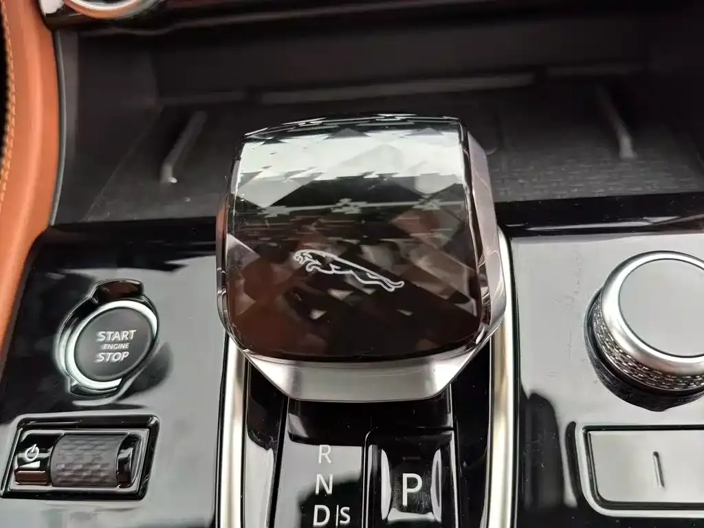 Jaguar XFL 2023 из CN, фото 7