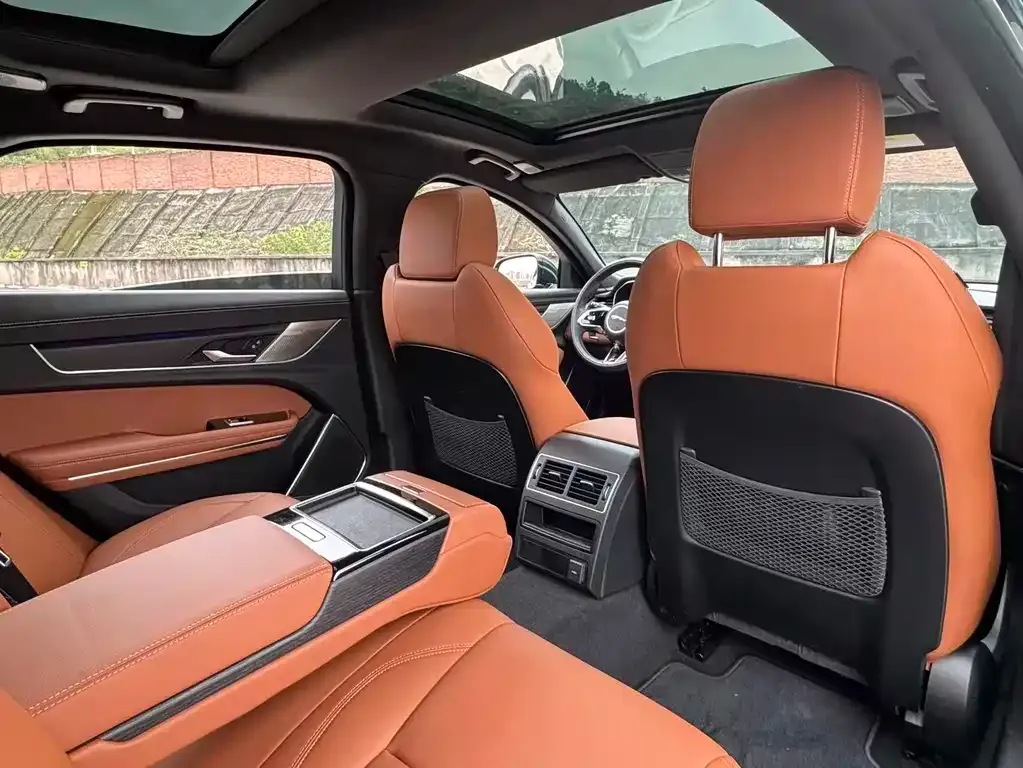 Jaguar XFL 2023 из CN, фото 9