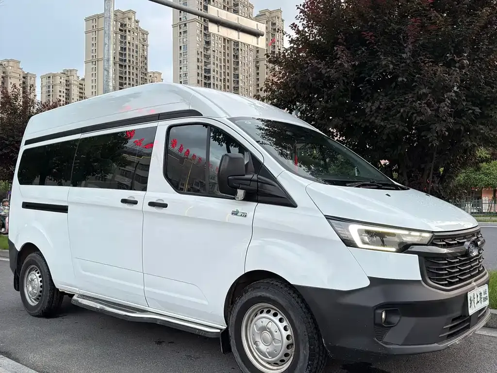 Ford Transit 2023 из CN, фото 3