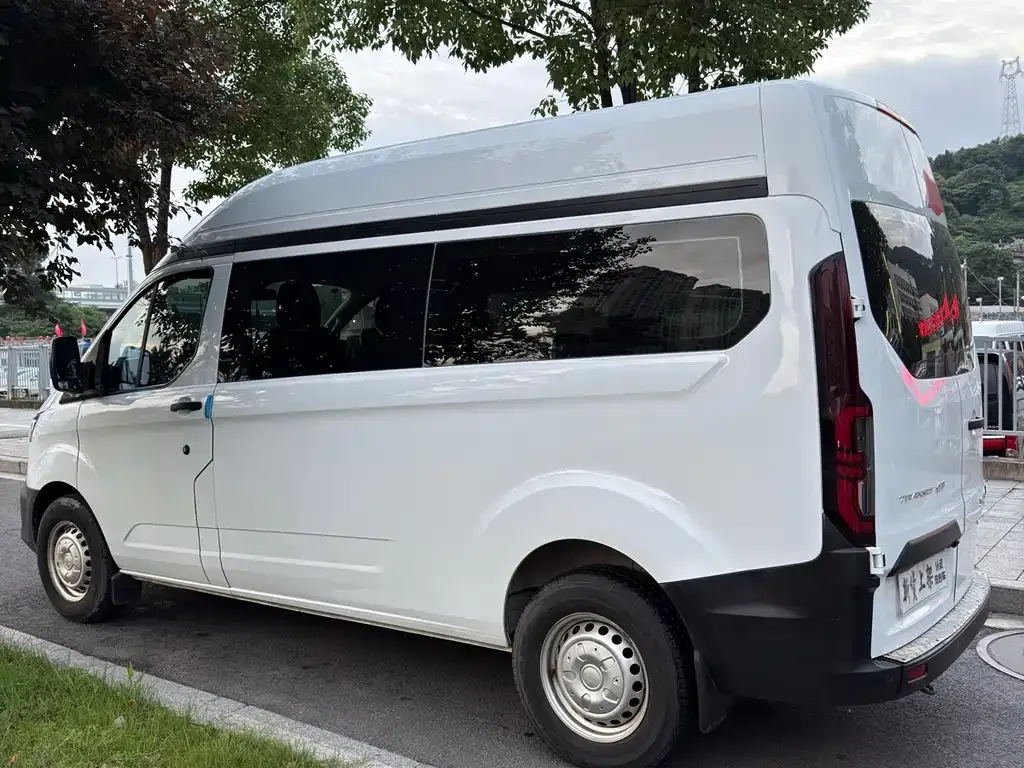 Ford Transit 2023 из CN, фото 4