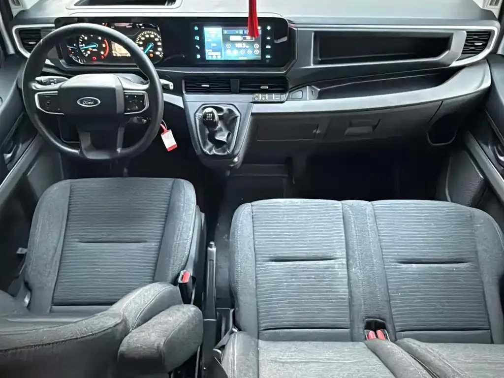 Ford Transit 2023 из CN, фото 5