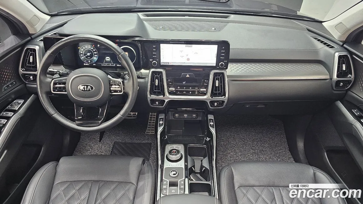 Kia Sorento — фото 7