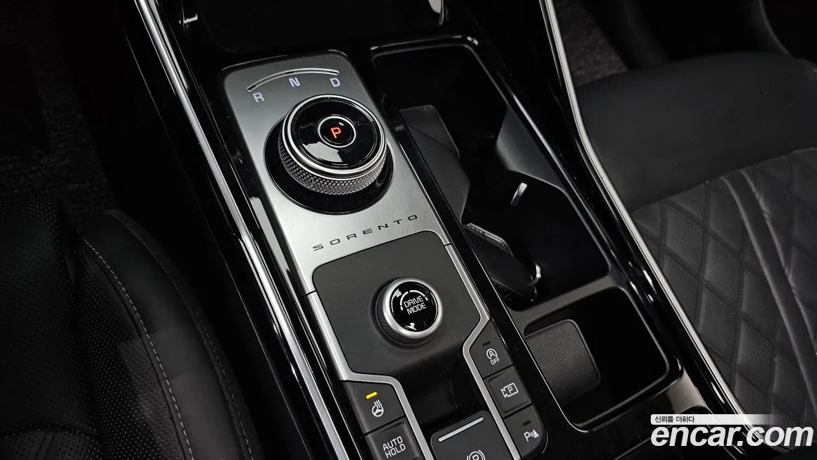 Kia Sorento — фото 9