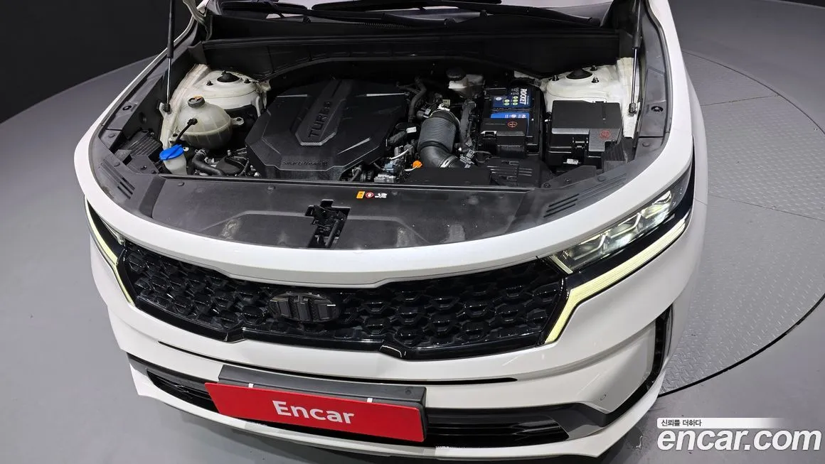 Kia Sorento — фото 6