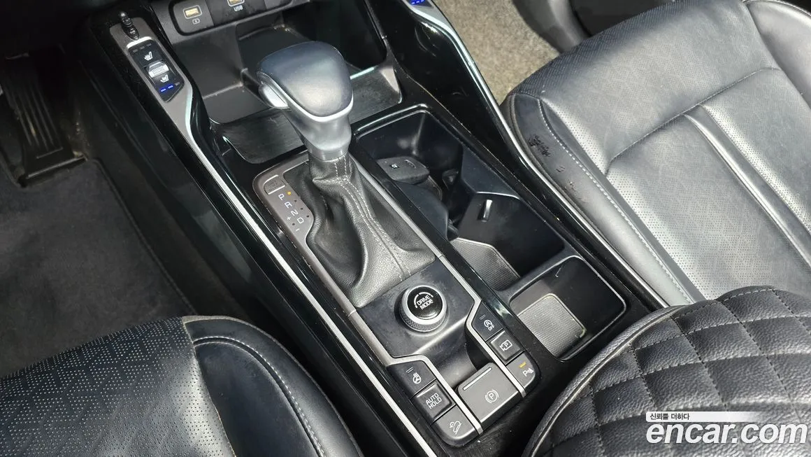 Kia Sorento — фото 9