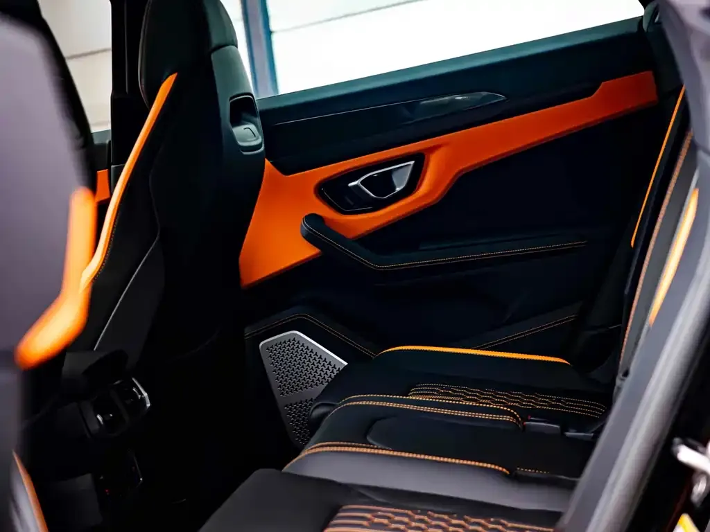 Lamborghini Urus 2024 из CN, фото 5