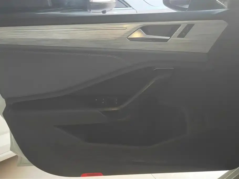 Volkswagen Sagitar 2022 из CN, фото 7