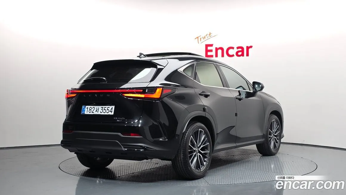 Lexus NX 2025 из KR, фото 2