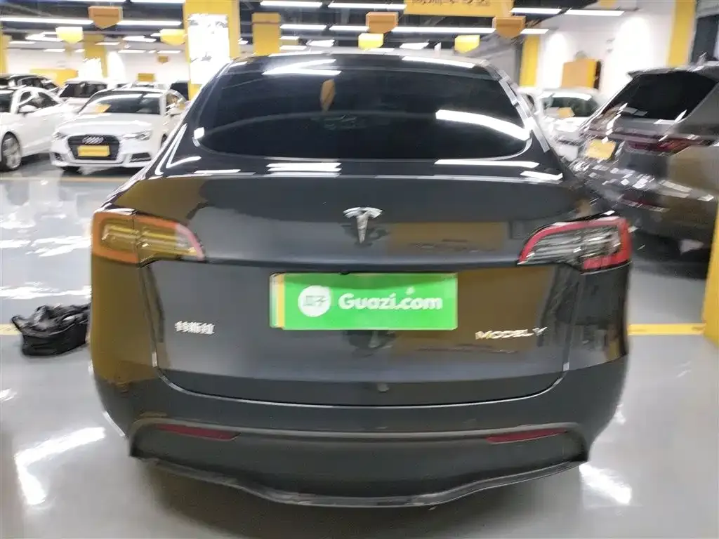 Tesla Model Y 2024 из CN, фото 6