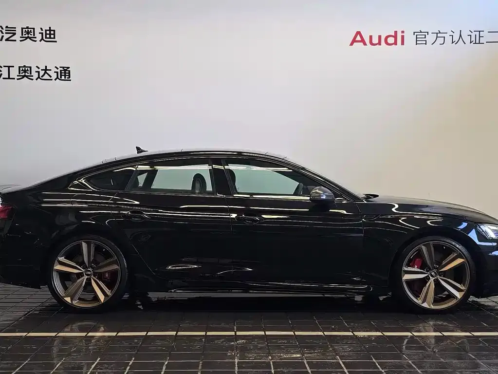 Audi RS 5 2024 из CN, фото 5