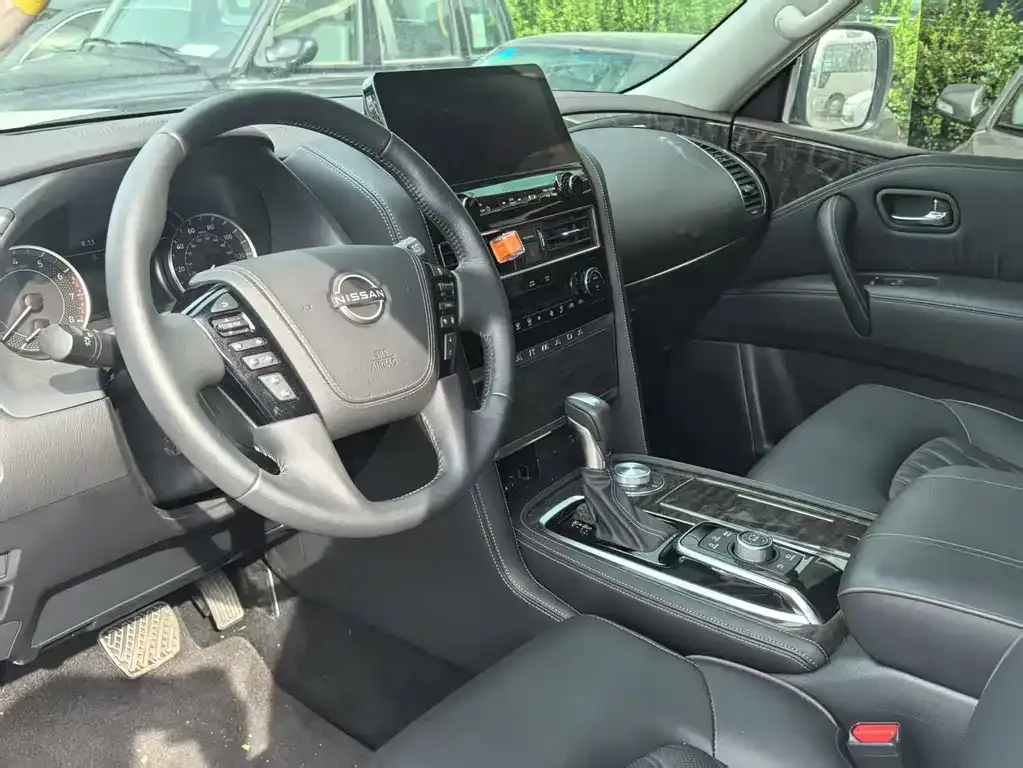 Nissan Patrol 2022 из CN, фото 3