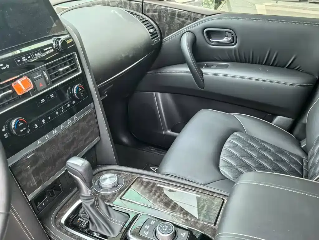 Nissan Patrol 2022 из CN, фото 4