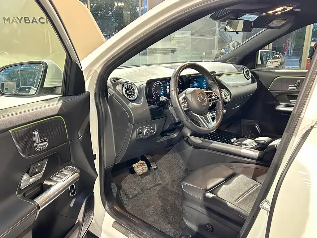Mercedes-Benz GLA 2023 из CN, фото 8