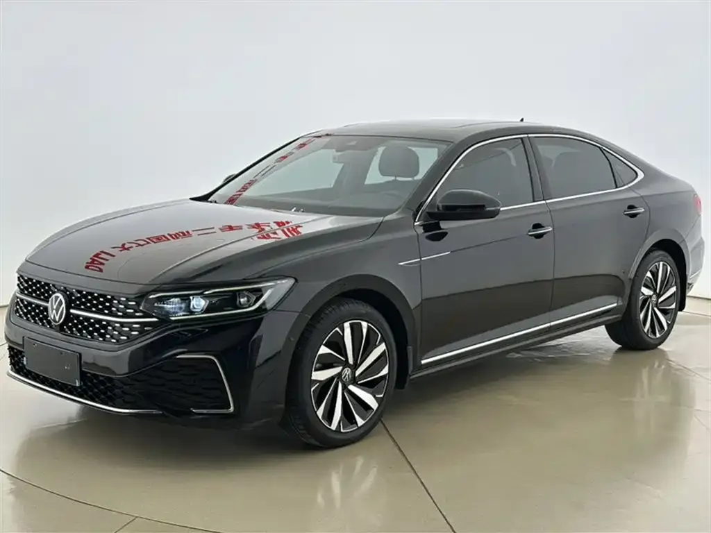 Volkswagen Passat 2022 из CN, фото 1