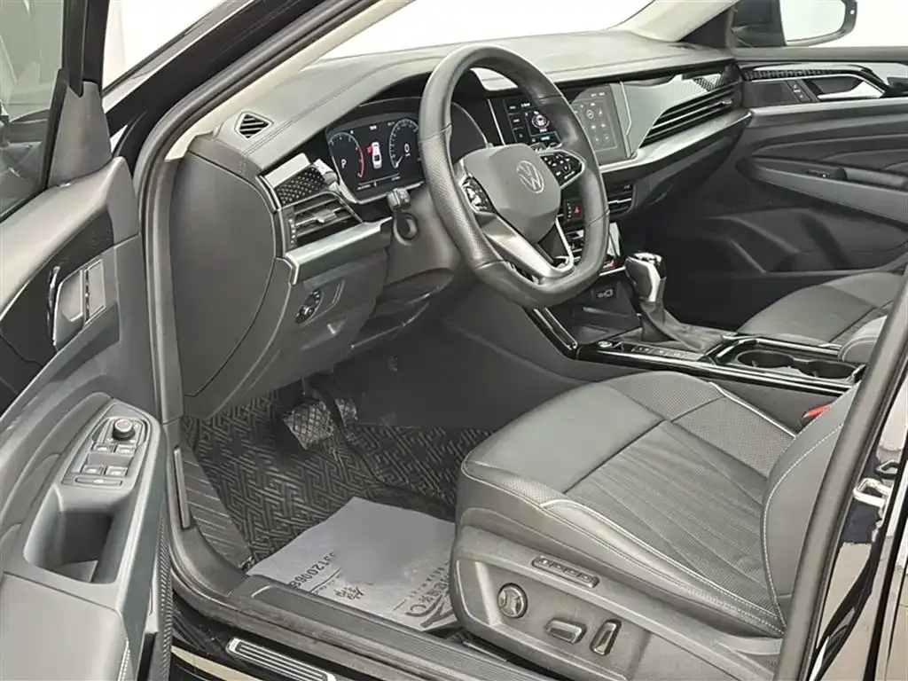 Volkswagen Passat 2022 из CN, фото 8