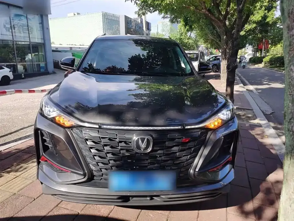 Changan CS75 PLUS — фото 3
