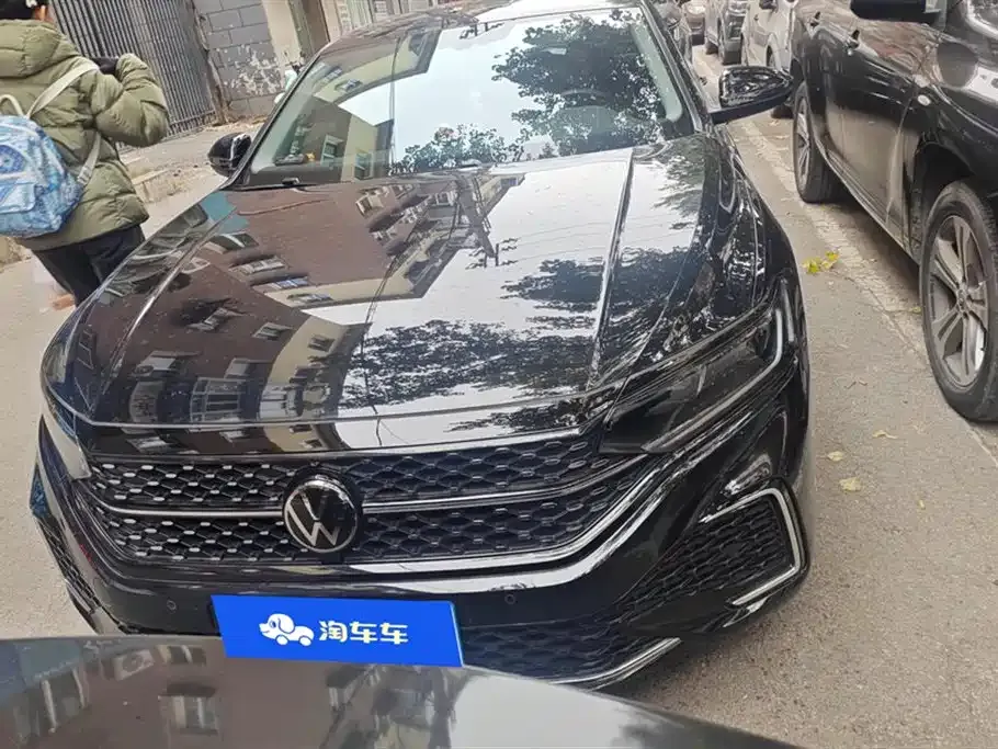 Volkswagen Passat 2023 из CN, фото 2