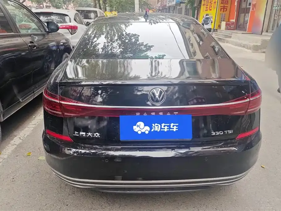 Volkswagen Passat 2023 из CN, фото 4