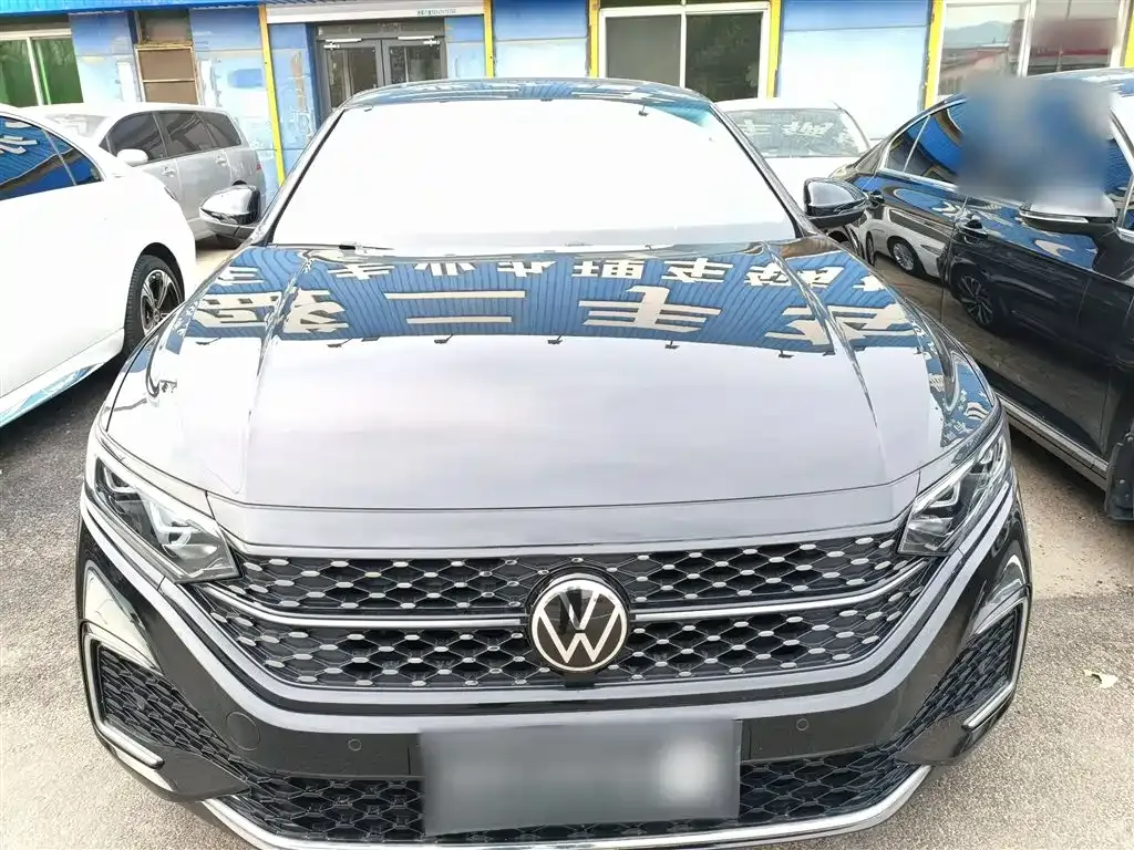 Volkswagen Passat 2022 из CN, фото 3