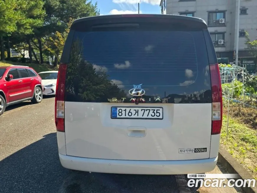 Hyundai Staria — фото 2