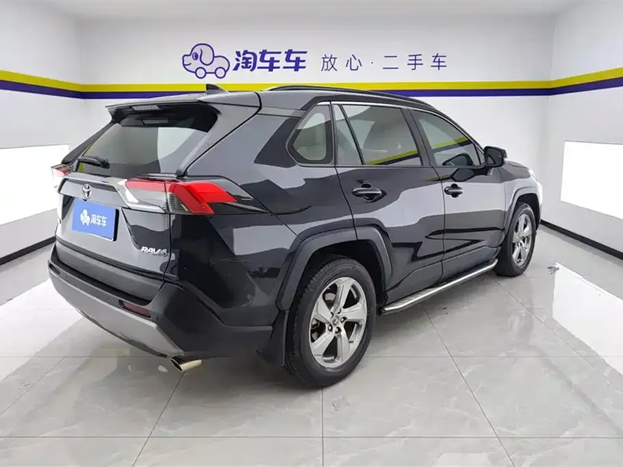 Toyota RAV4 2022 из CN, фото 3