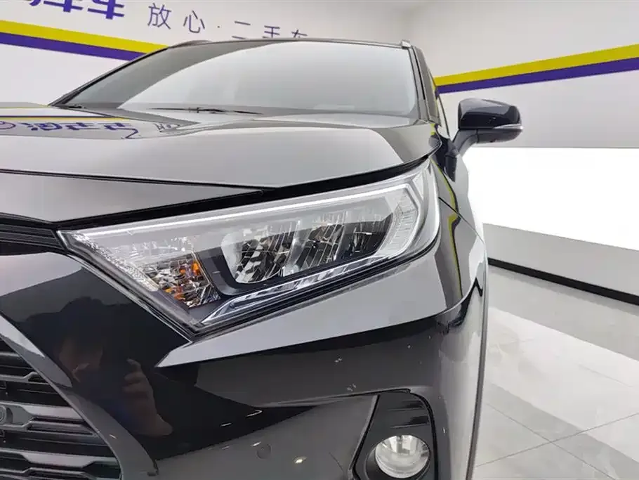 Toyota RAV4 2022 из CN, фото 5