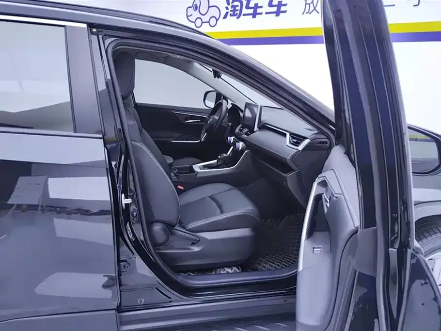 Toyota RAV4 2022 из CN, фото 8