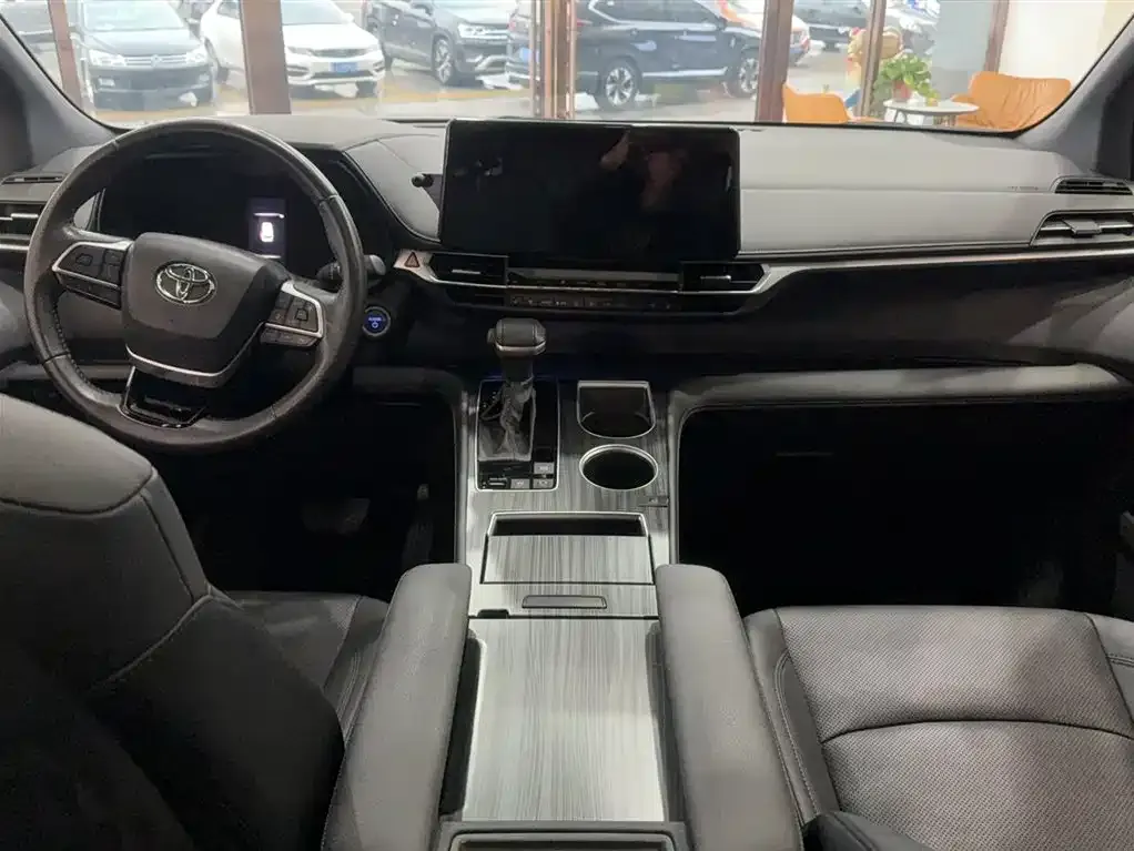Toyota Sienna 2022 из CN, фото 10